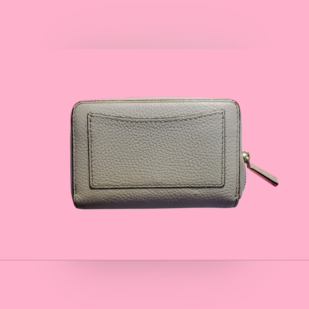 💛*Michael Kors* Leather Zip-Around Wallet with Gold Logo💛 - Picture 2 of 5